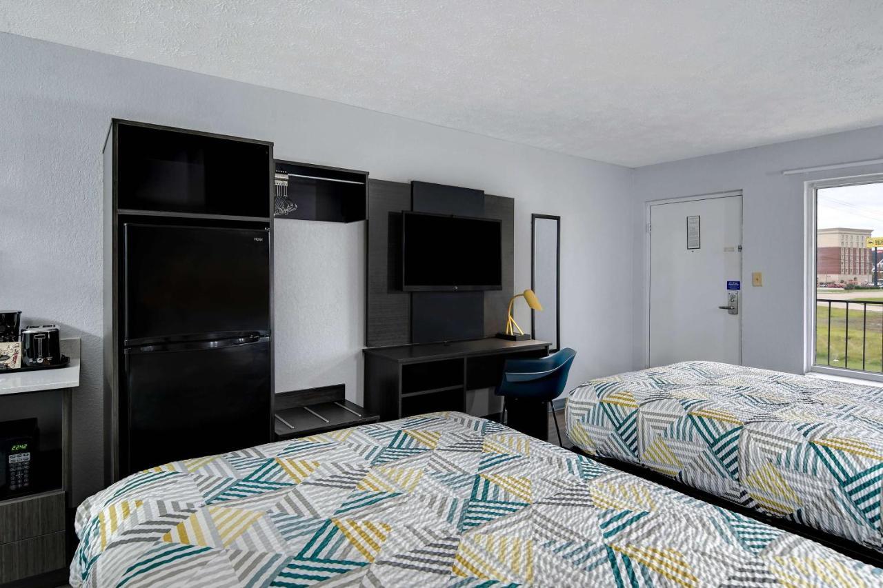 Studio 6 Meridian, Ms Bonita Lakes ภายนอก รูปภาพ